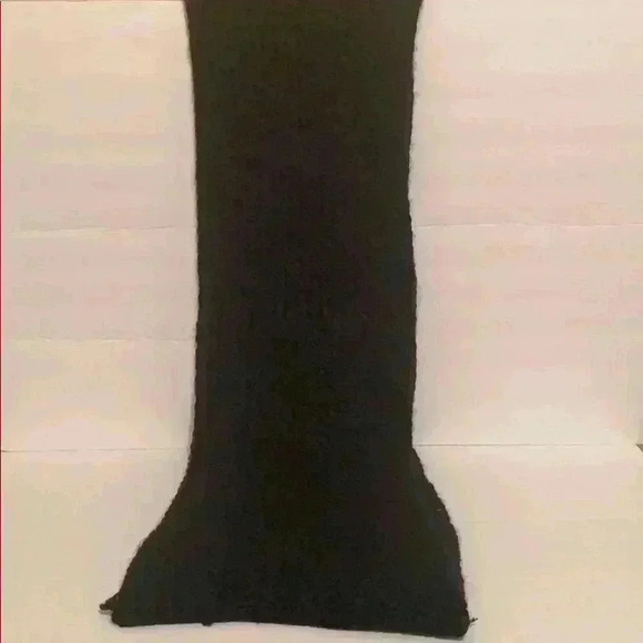 Urban Outfitters Chunky Scarf - Picture 1 of 3